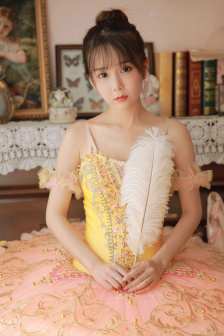 看着我是怎么吃你的水蜜桃完整版